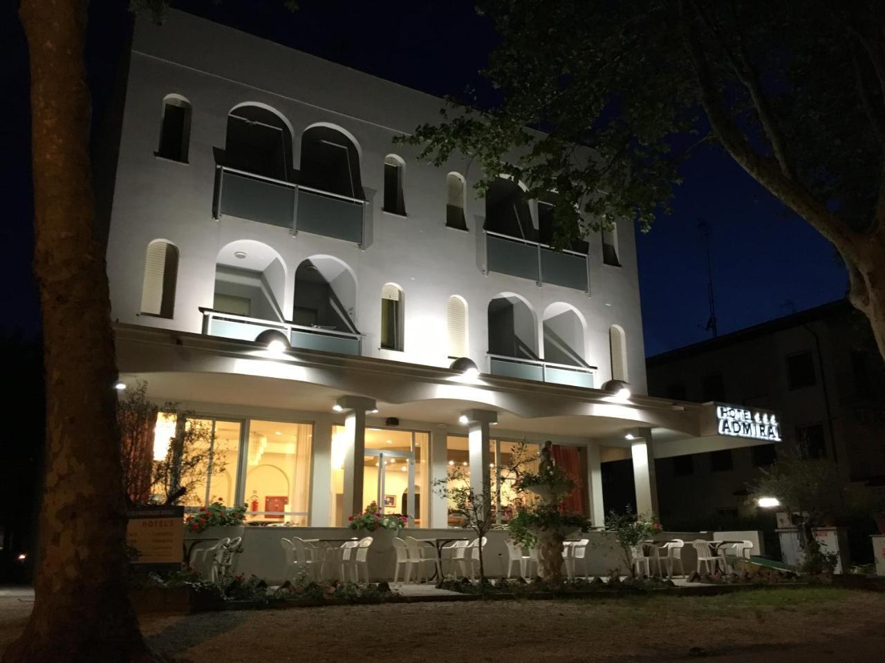 Hotel Admiral Cesenatico Exteriér fotografie